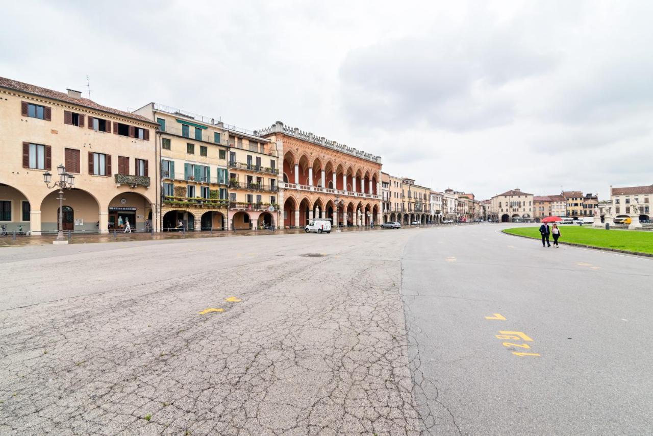 A Pochi Passi Da Prato Della Valle Apartment Падуа Екстериор снимка